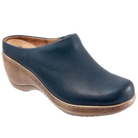SoftWalk Madison Leather Wedge Clogs Navy Blue - Picture 1 of 10